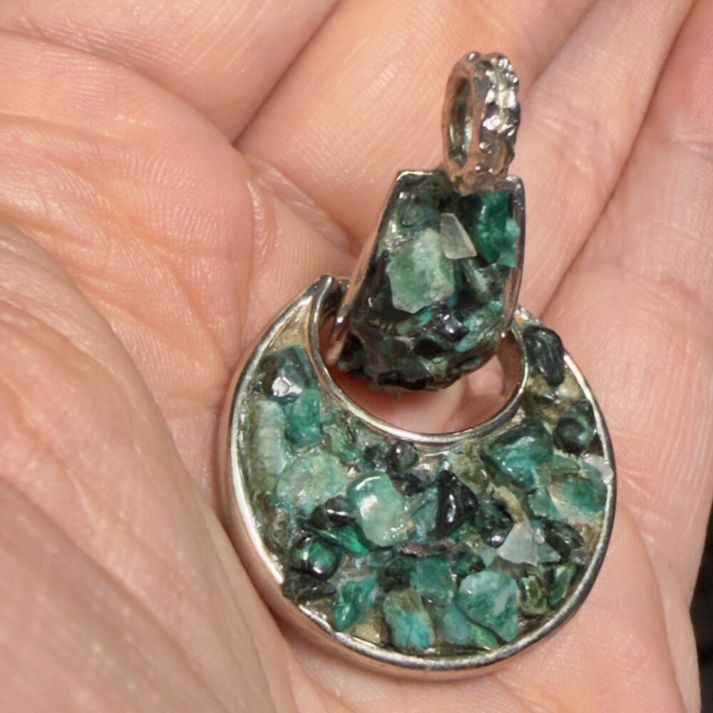 Malachite Chip  Articulated Pendant Green Stone Mosaic Silver Tone 2" - Picture 3 of 8